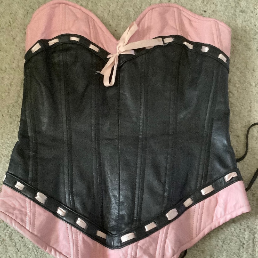 Womens leather corset black and pink steel boned  by alter ego  sz 22